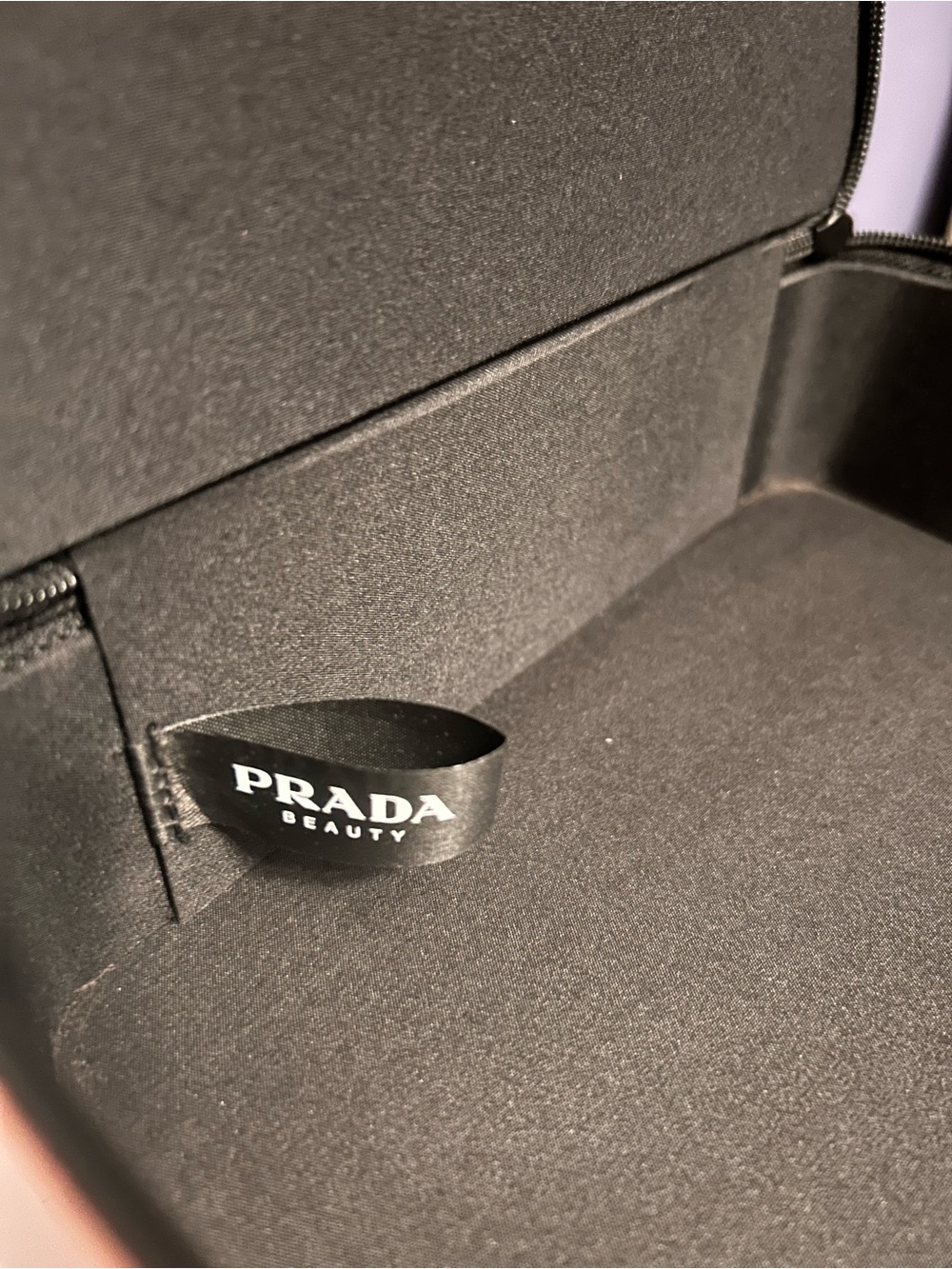 PRADA Beauty Black & Pink Box - Picture 7 of 7